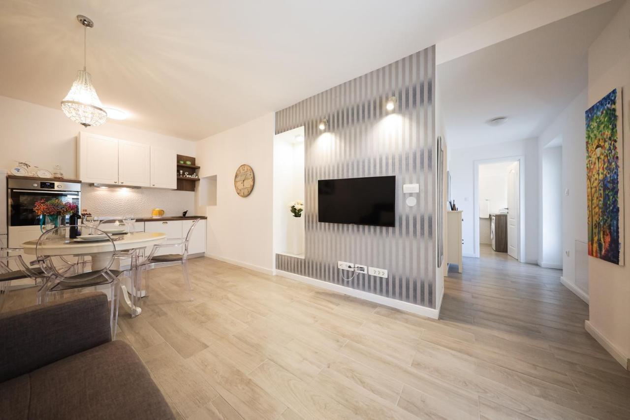 Pavle'S Apartment Zadar Exterior photo
