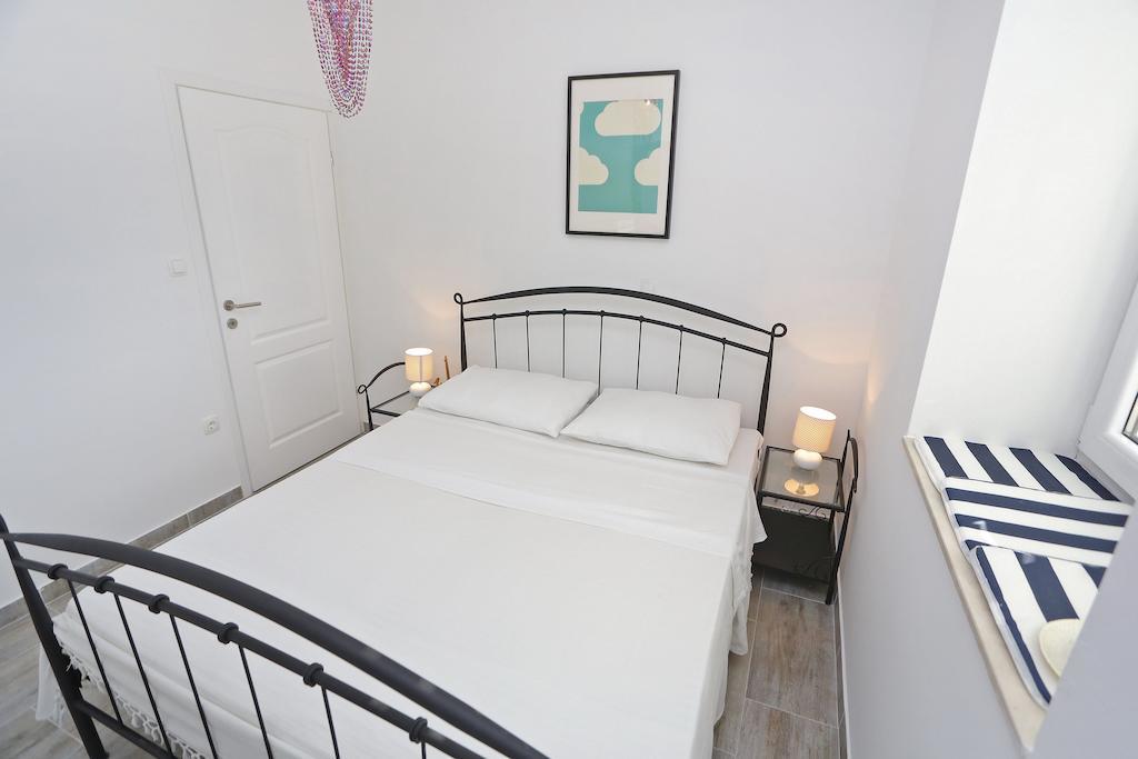 Pavle'S Apartment Zadar Room photo